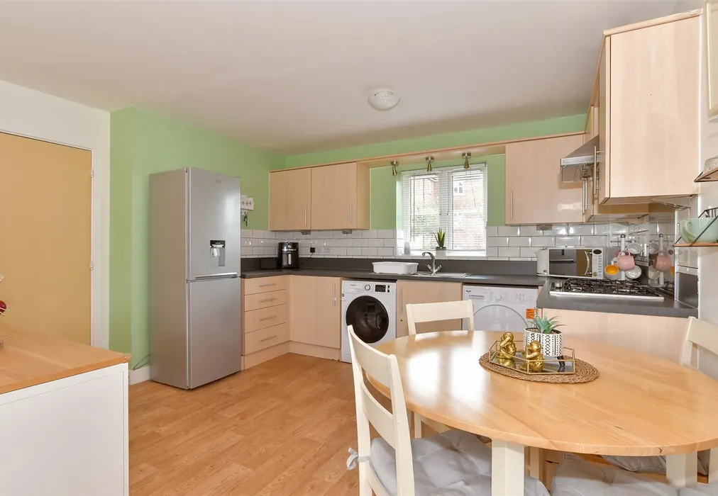 Kitchen/Lounge/ Dining Area - Silver Streak Way, Strood, Rochester, Kent - Wards of Kent