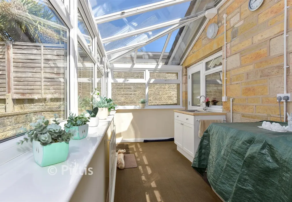 Conservatory - Chatsworth Avenue, Shanklin, Isle of Wight - Wards of Kent