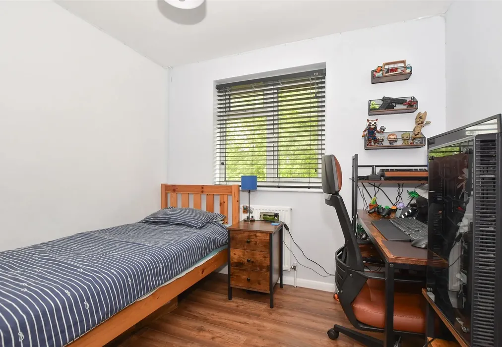 Bedroom 3 - Hopes Grove, High Halden, Kent - Wards of Kent