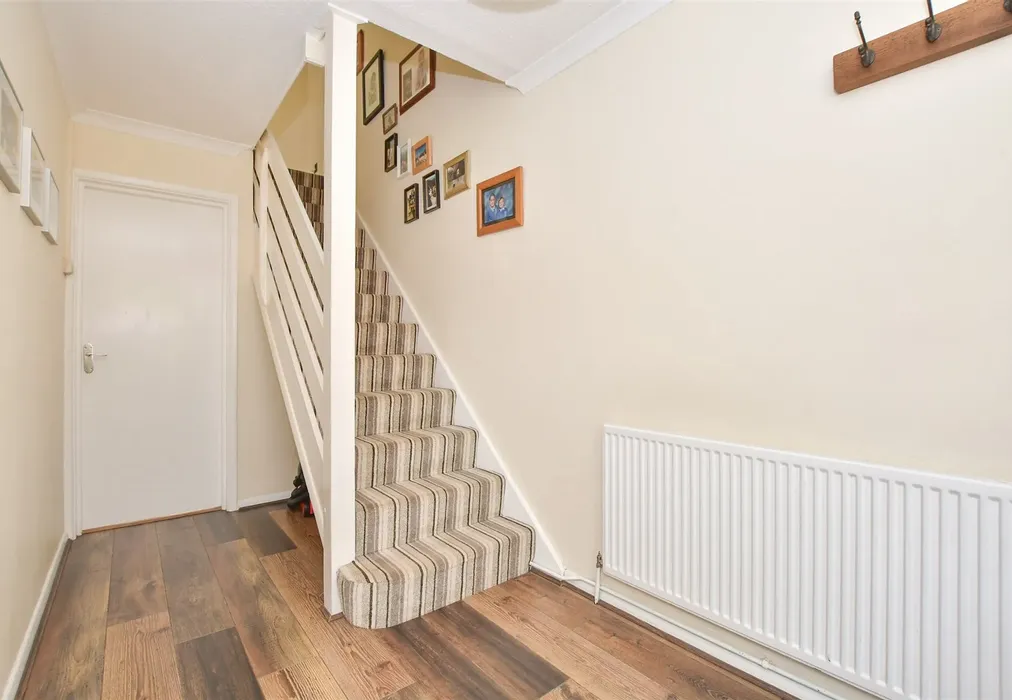 Entrance Hall - Hopes Grove, High Halden, Kent - Wards of Kent