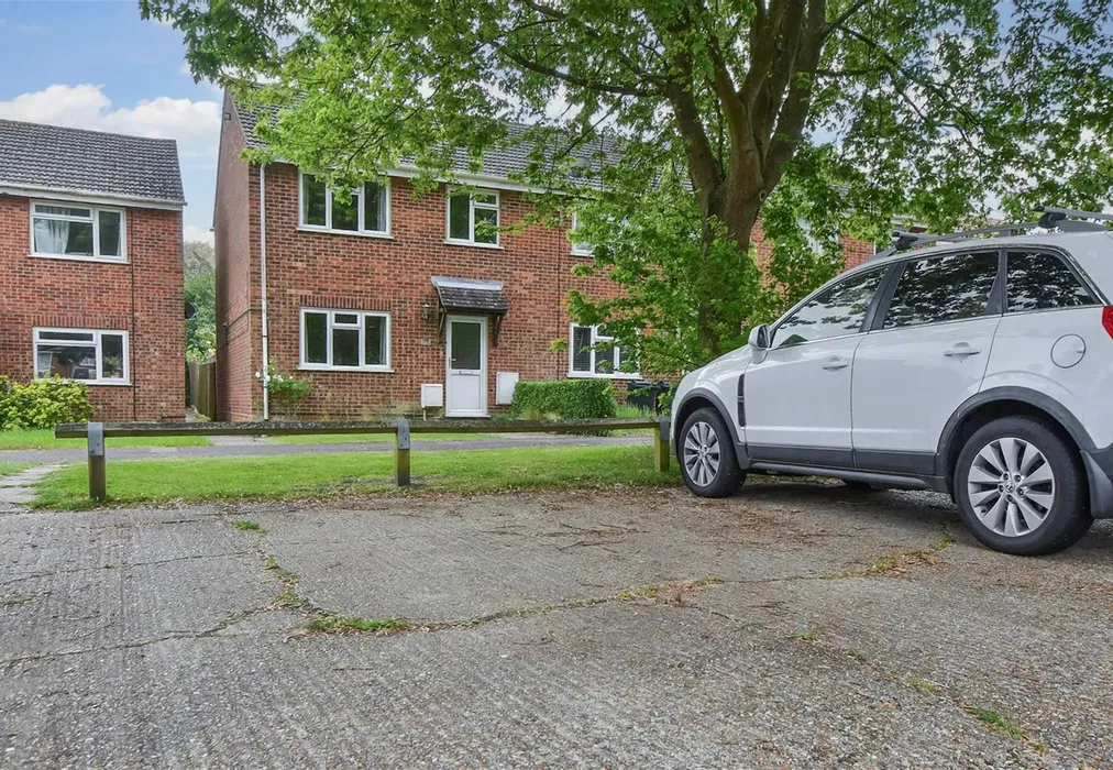 Driveway/Parking - Hopes Grove, High Halden, Kent - Wards of Kent