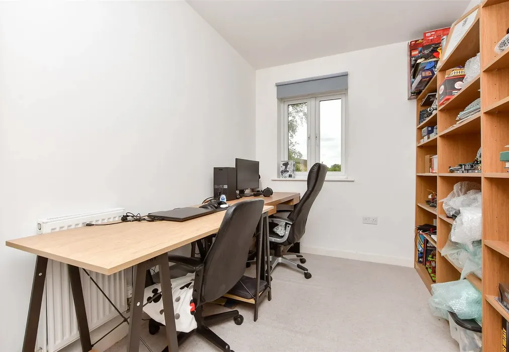 Bedroom 3 - Saxon Way, Cliffsend, Ramsgate, Kent - Wards of Kent