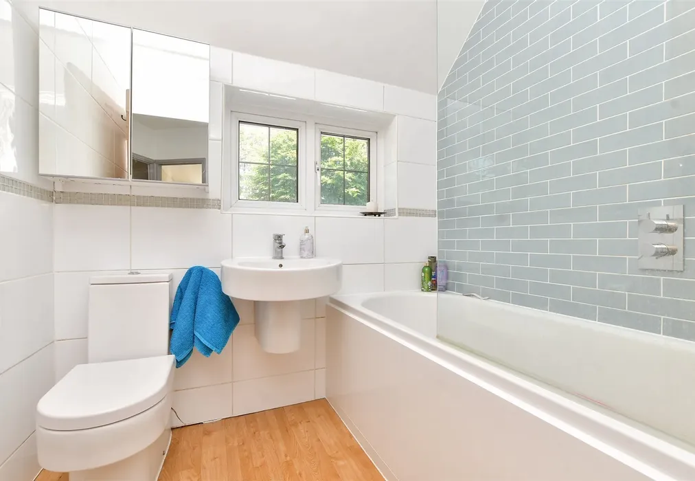 Bedroom 4 - Grovelands Road, Purley, Surrey - Wards of Kent