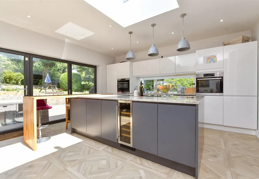 Kitchen / Dining Area - Grovelands Road, Purley, Surrey - Wards of Kent