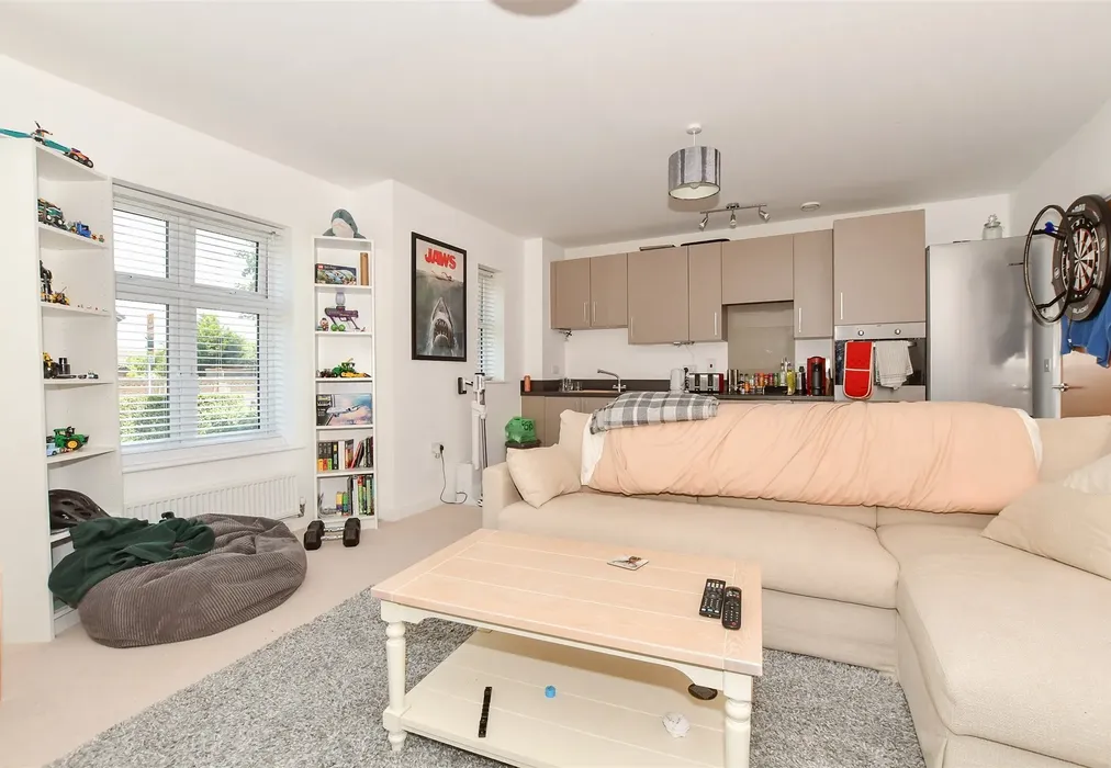 Lounge/Kitchen - Rapley Rise, Southwater, Horsham, West Sussex - Wards of Kent