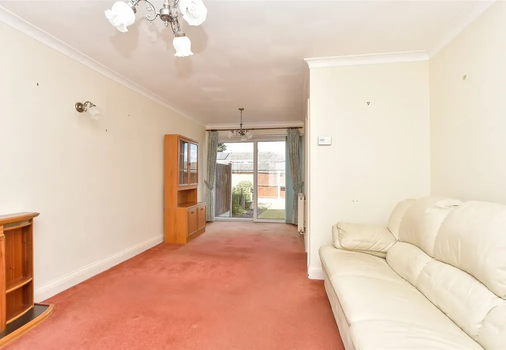 Lounge/Diner - Beaconsfield Road, Sittingbourne, Kent - Wards of Kent