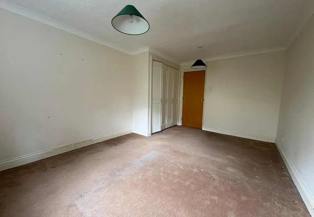 Bedroom 1 - Culverden Park Road, Tunbridge Wells, Kent - Wards of Kent