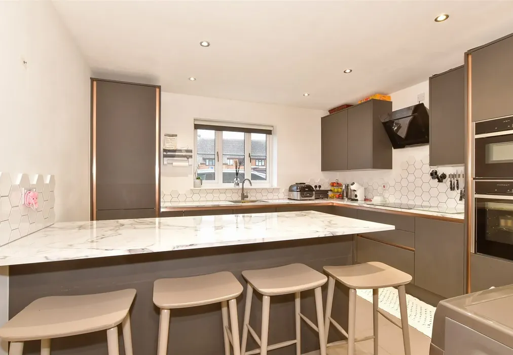 Kitchen - High Street, Lower Stoke, Rochester, Kent - Wards of Kent