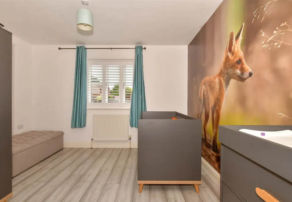 Bedroom 2 - High Street, Lower Stoke, Rochester, Kent - Wards of Kent