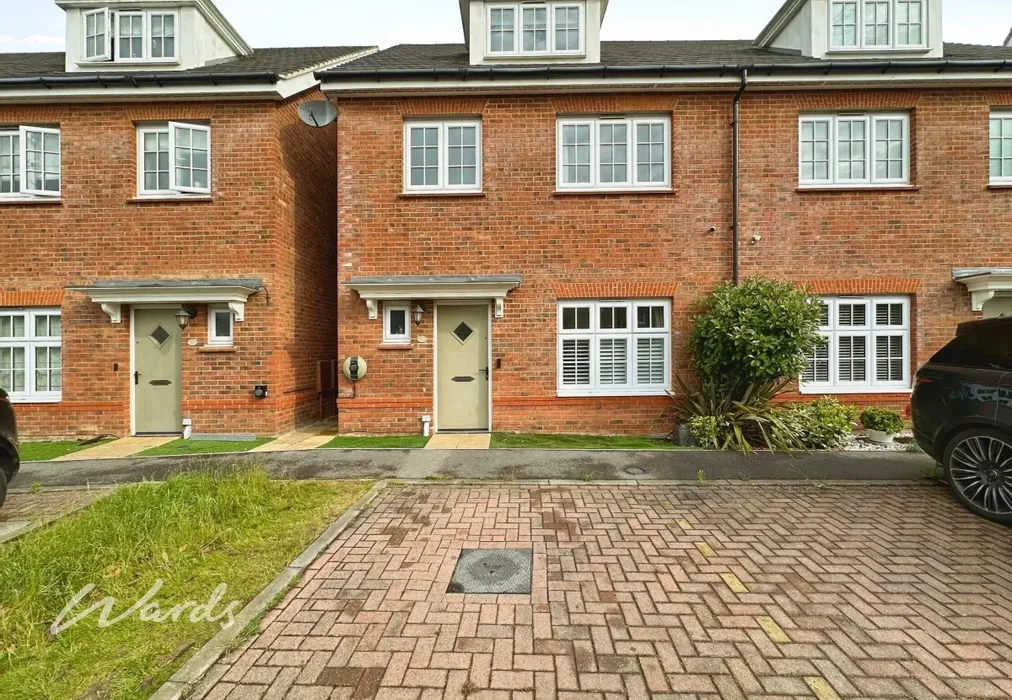 Front - Brick Gardens Ryarsh ME19 - Wards of Kent