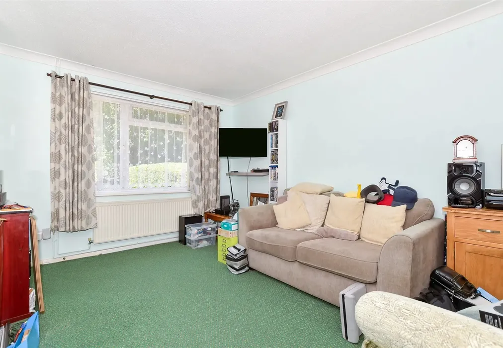 Lounge/Diner - Foxden Drive, Downswood, Maidstone, Kent - Wards of Kent