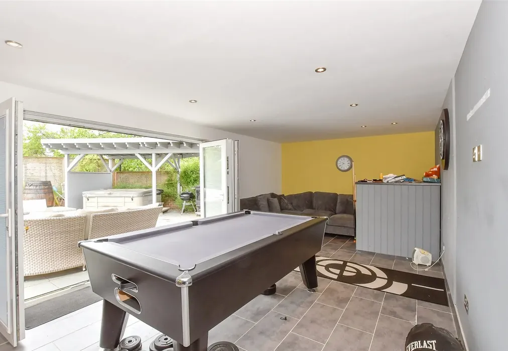 Gym/Games Room - Exted, Canterbury, Kent - Wards of Kent