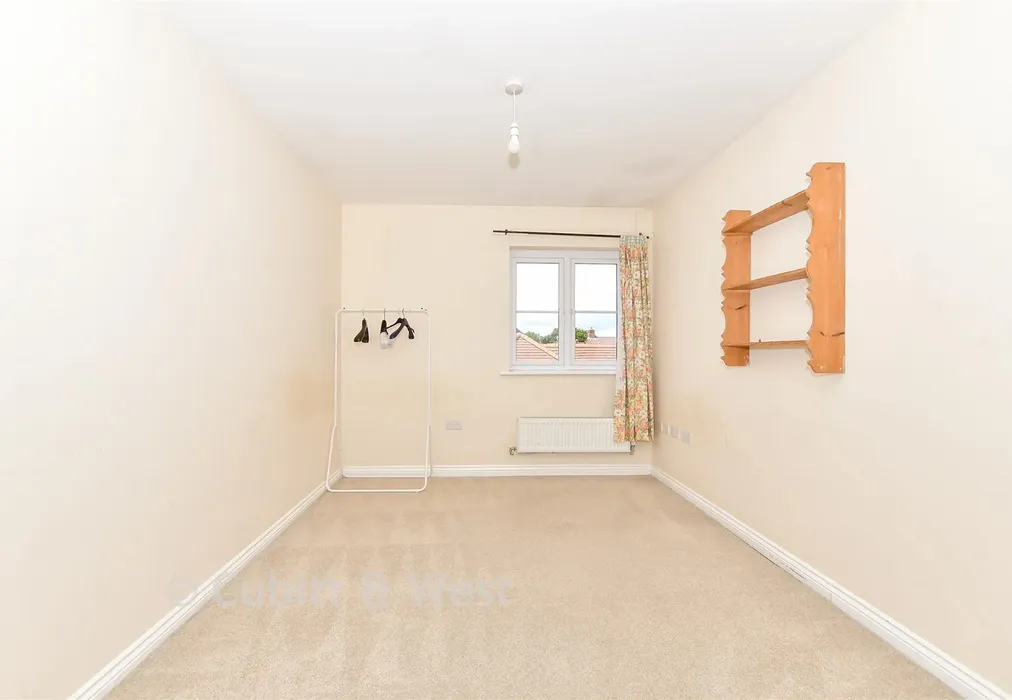 Bedroom 2 - The Halt, Hambrook, Chichester, West Sussex - Wards of Kent