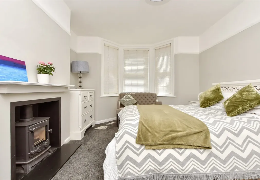 Bedroom 3 - Pegwell Avenue, Ramsgate, Kent - Wards of Kent