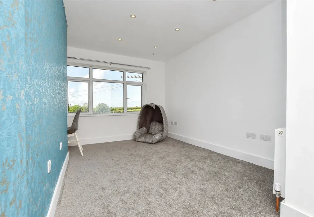 Bedroom 2 - Pegwell Avenue, Ramsgate, Kent - Wards of Kent