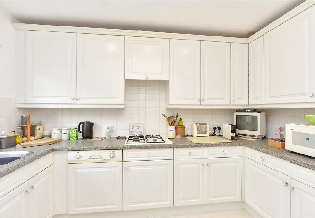 Kitchen - Abbey Street, Faversham, Kent - Wards of Kent