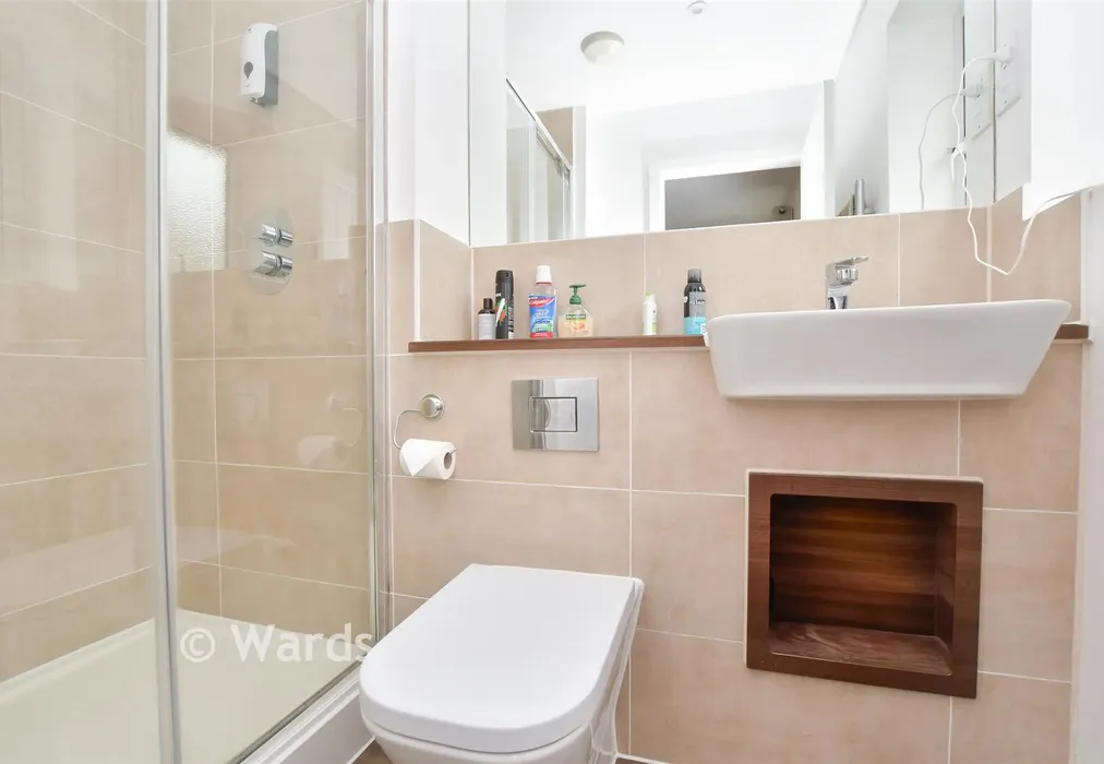 En-Suite Shower Room - Hop Pocket Way, Headcorn, Kent - Wards of Kent