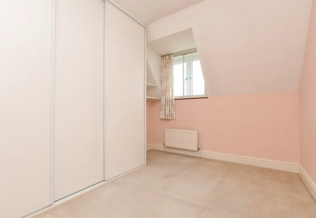 Bedroom 2 - Redvers Road, Warlingham, Surrey - Wards of Kent