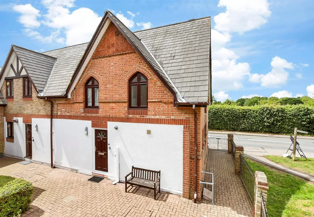 External (Brochure) - Redvers Road, Warlingham, Surrey - Wards of Kent