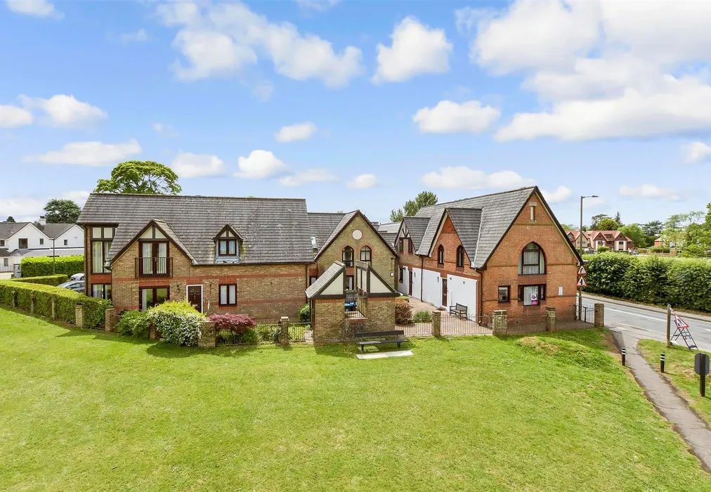 Surrounding Area - Redvers Road, Warlingham, Surrey - Wards of Kent