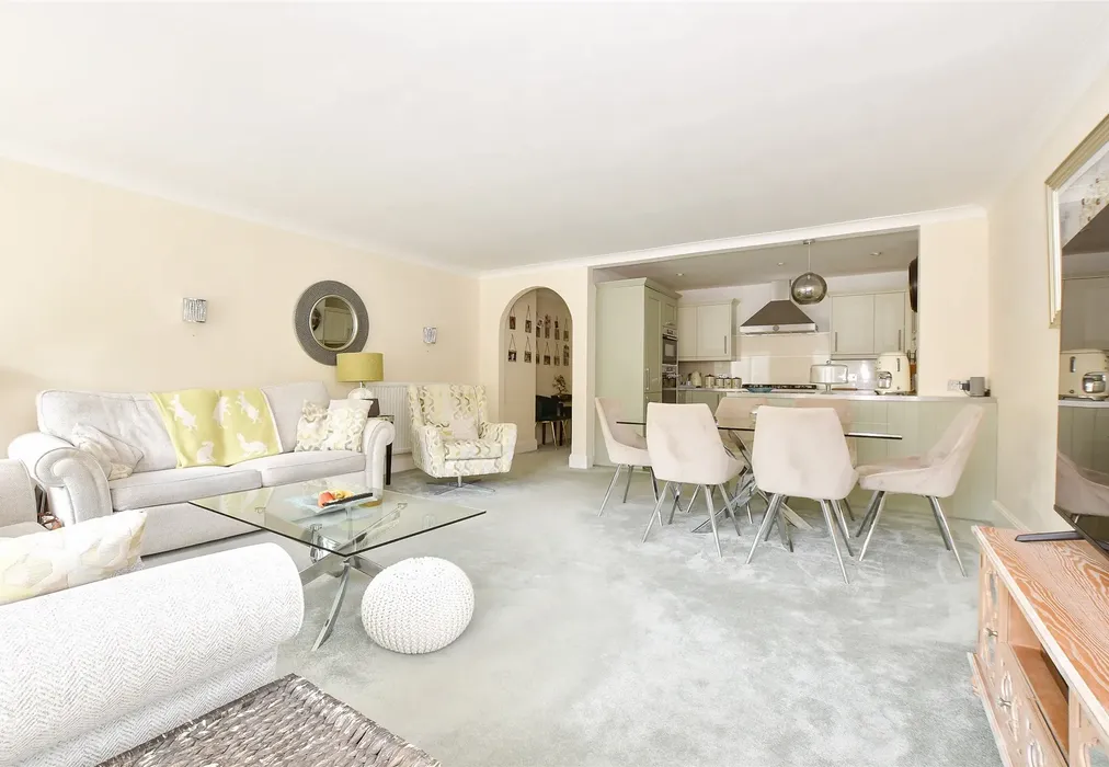 Lounge/Dining Area - Victoria Avenue, Shanklin, Isle of Wight - Wards of Kent