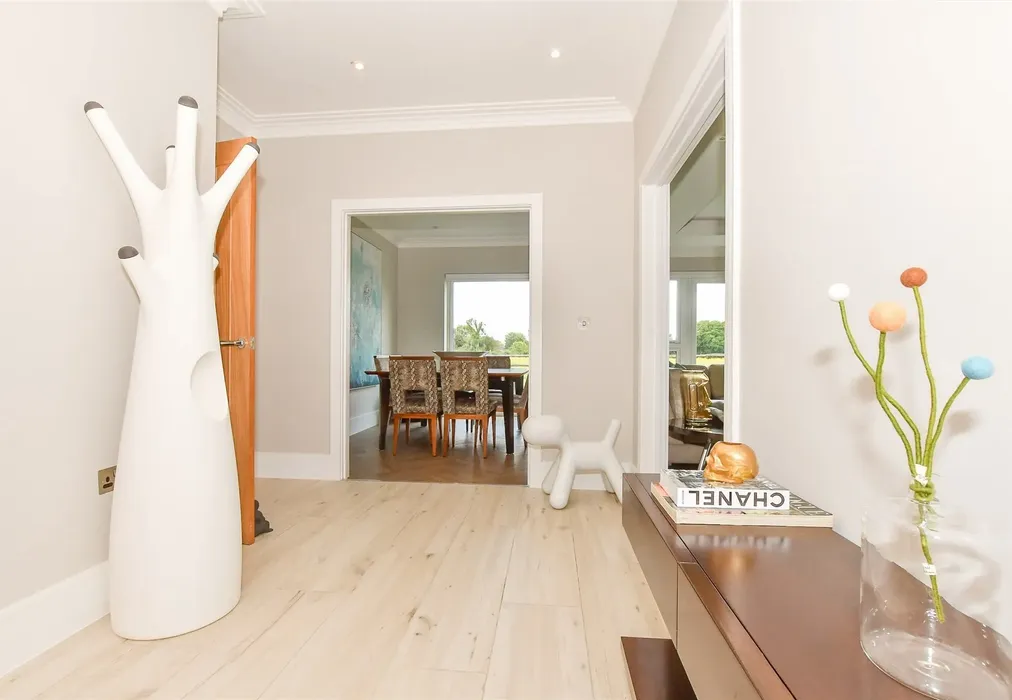 Entrance Hall - The Street, Bossingham, Canterbury, Kent - Wards of Kent