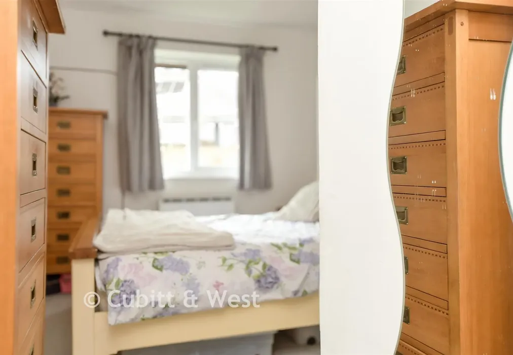 Internal Lifestyle Photograph - St. George's Close, Horley, Surrey - Wards of Kent