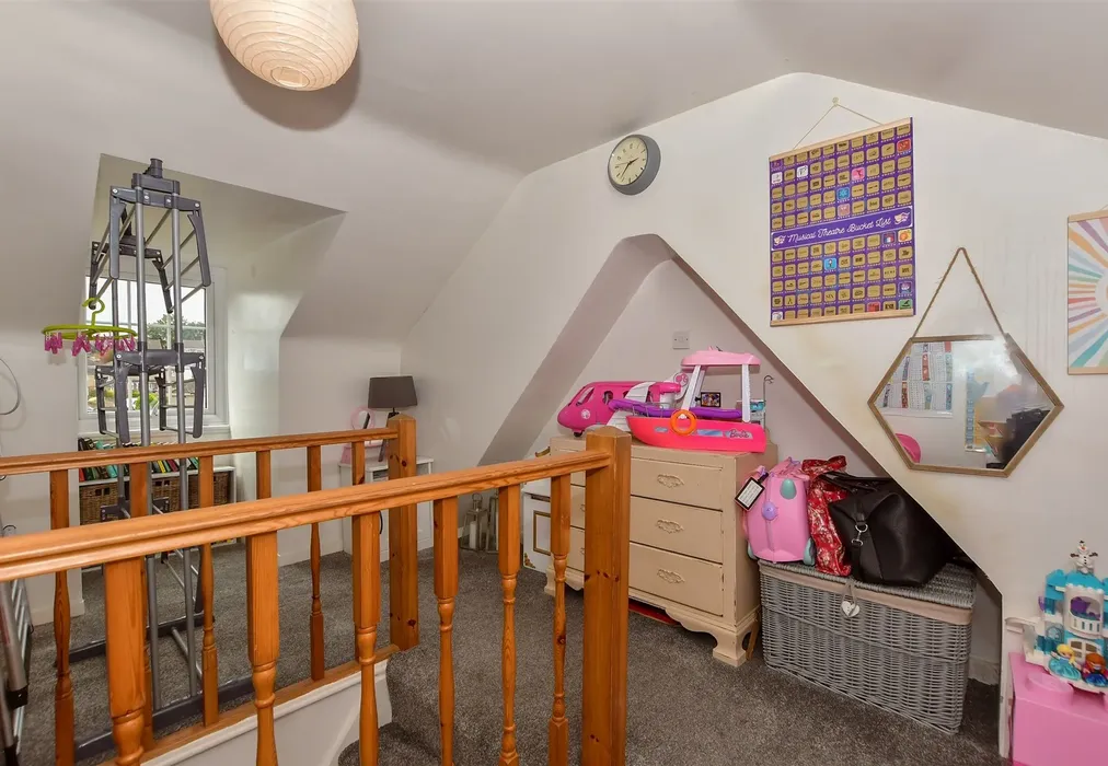Loft Room - Bell Lane, Ditton, Aylesford, Kent - Wards of Kent