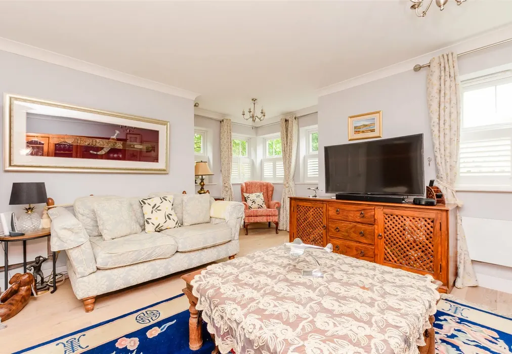Living Room - Eleanor Walk, Greenhithe, Kent - Wards of Kent