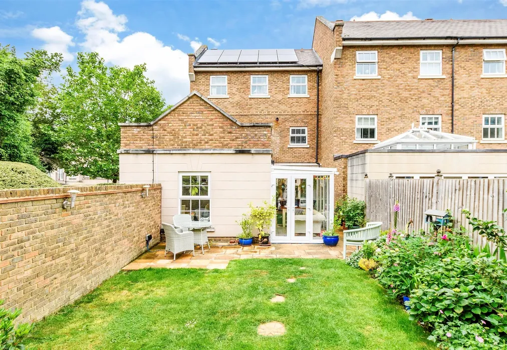 Rear Elevation - Eleanor Walk, Greenhithe, Kent - Wards of Kent
