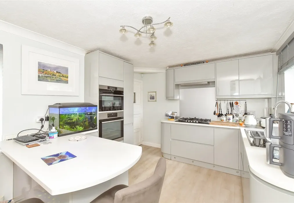 Kitchen - Ford Road, Arundel, West Sussex - Wards of Kent