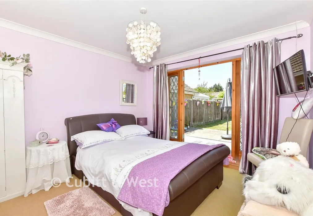 Bedroom 2 - Harbour View Road, Pagham, Bognor Regis, West Sussex - Wards of Kent