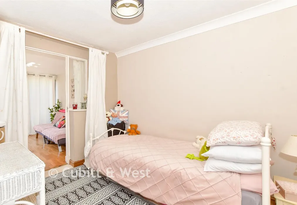 Bedroom 3 - Harbour View Road, Pagham, Bognor Regis, West Sussex - Wards of Kent