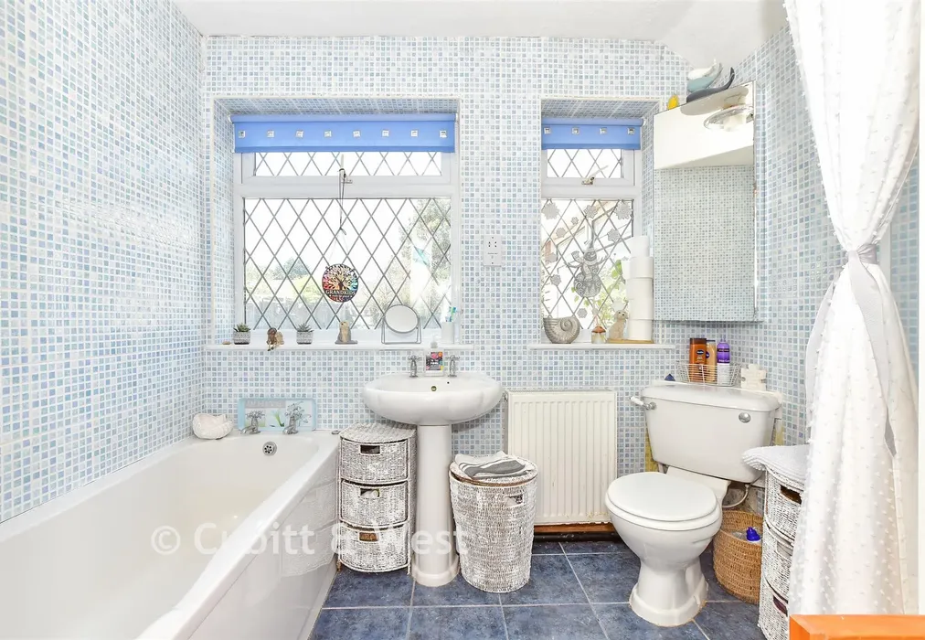 Bathroom - Harbour View Road, Pagham, Bognor Regis, West Sussex - Wards of Kent