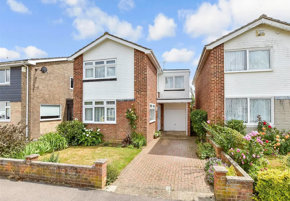 External (Web) - Kingfisher Avenue, Hythe, Kent - Wards of Kent