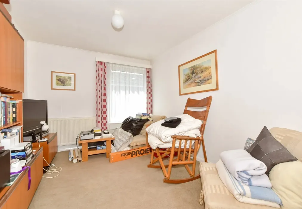 Bedroom 2 - Kingfisher Avenue, Hythe, Kent - Wards of Kent