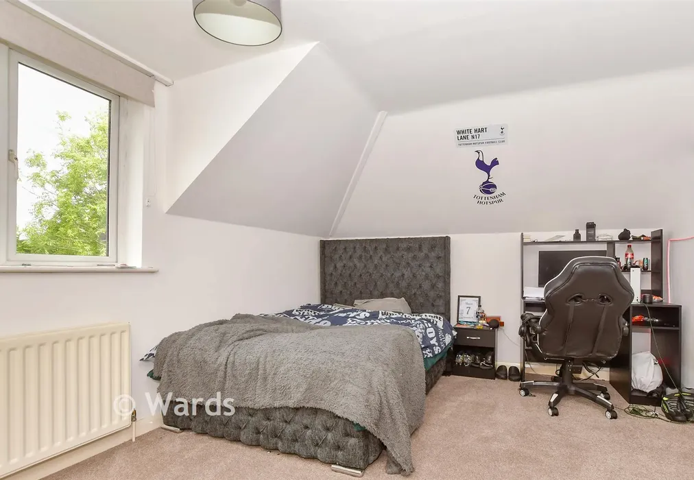 Bedroom 2 - Homewood Road, Tenterden, Kent - Wards of Kent