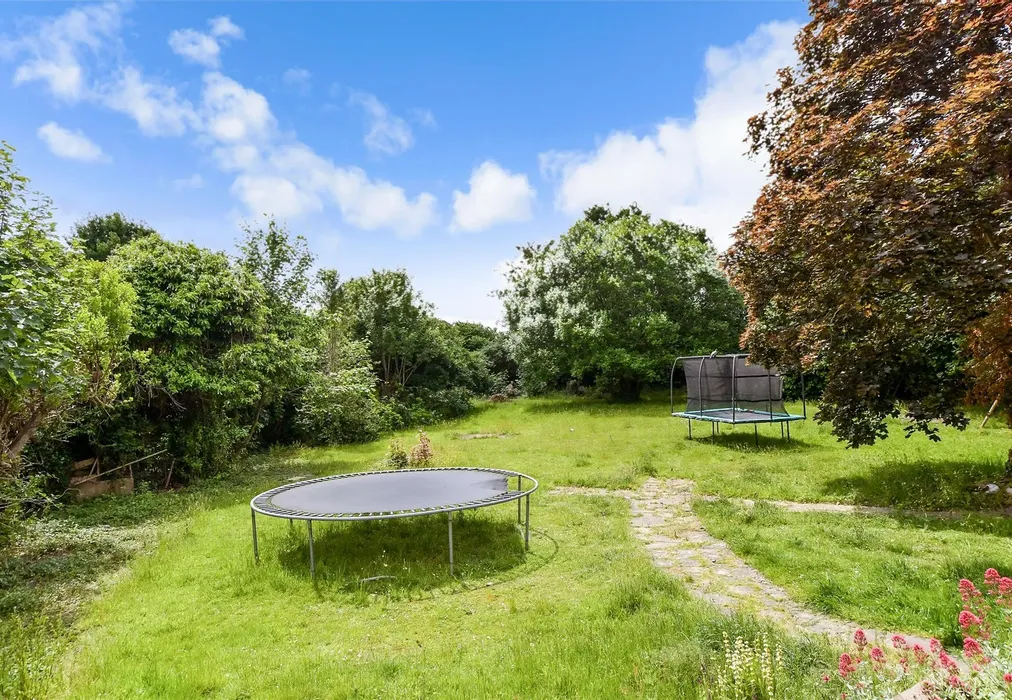 Rear Garden - Homewood Road, Tenterden, Kent - Wards of Kent