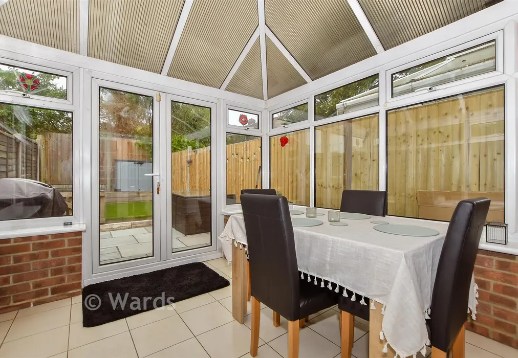 Conservatory - Ditton Place, Ditton, Aylesford, Kent - Wards of Kent