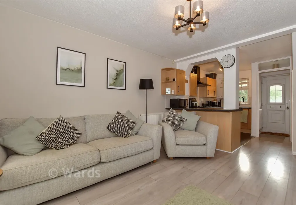 Internal Lifestyle Photograph - Ditton Place, Ditton, Aylesford, Kent - Wards of Kent