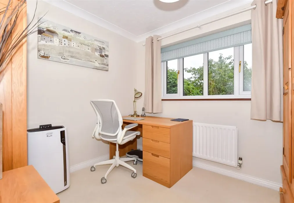 Bedroom 4 - Swadelands Close, Lenham, Maidstone, Kent - Wards of Kent