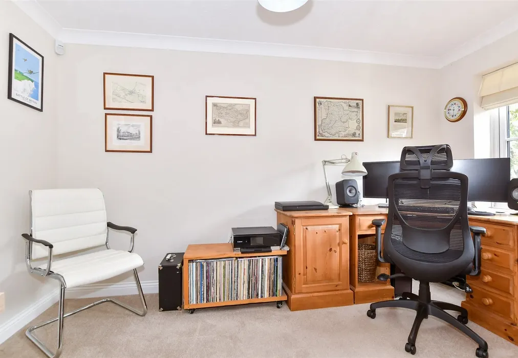 Study - Swadelands Close, Lenham, Maidstone, Kent - Wards of Kent