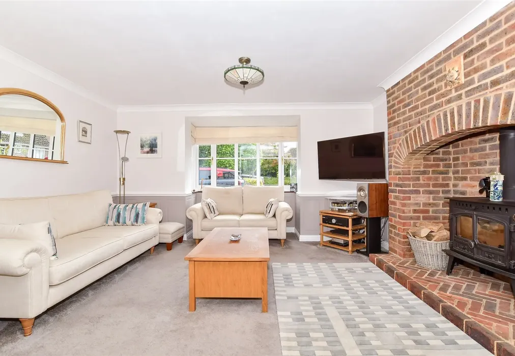 Lounge - Swadelands Close, Lenham, Maidstone, Kent - Wards of Kent
