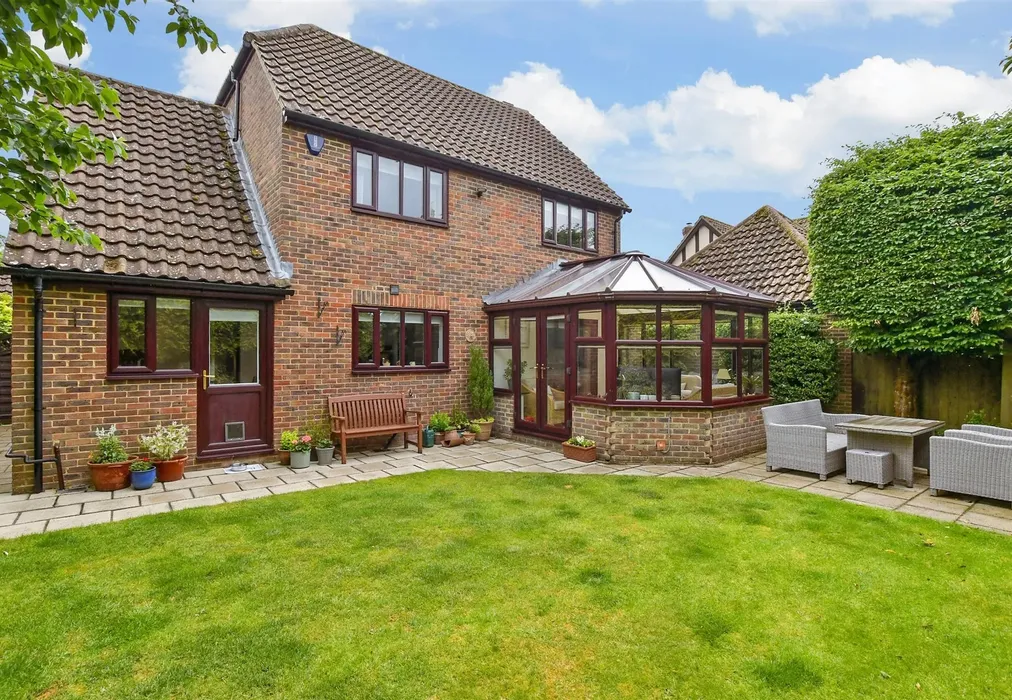 Rear Elevation - Swadelands Close, Lenham, Maidstone, Kent - Wards of Kent
