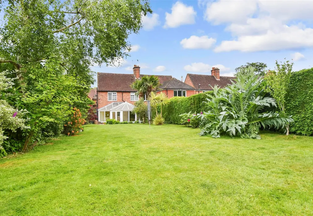 Rear Garden - Beachy Path, Tenterden, Kent - Wards of Kent