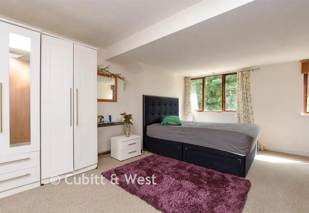 Kitchen Lounge/Dining/Study Area - Holmesdale Road, Reigate, Surrey - Wards of Kent