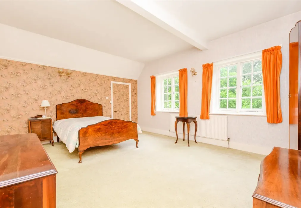 Bedroom 1 - Walderslade Road, Chatham, Kent - Wards of Kent