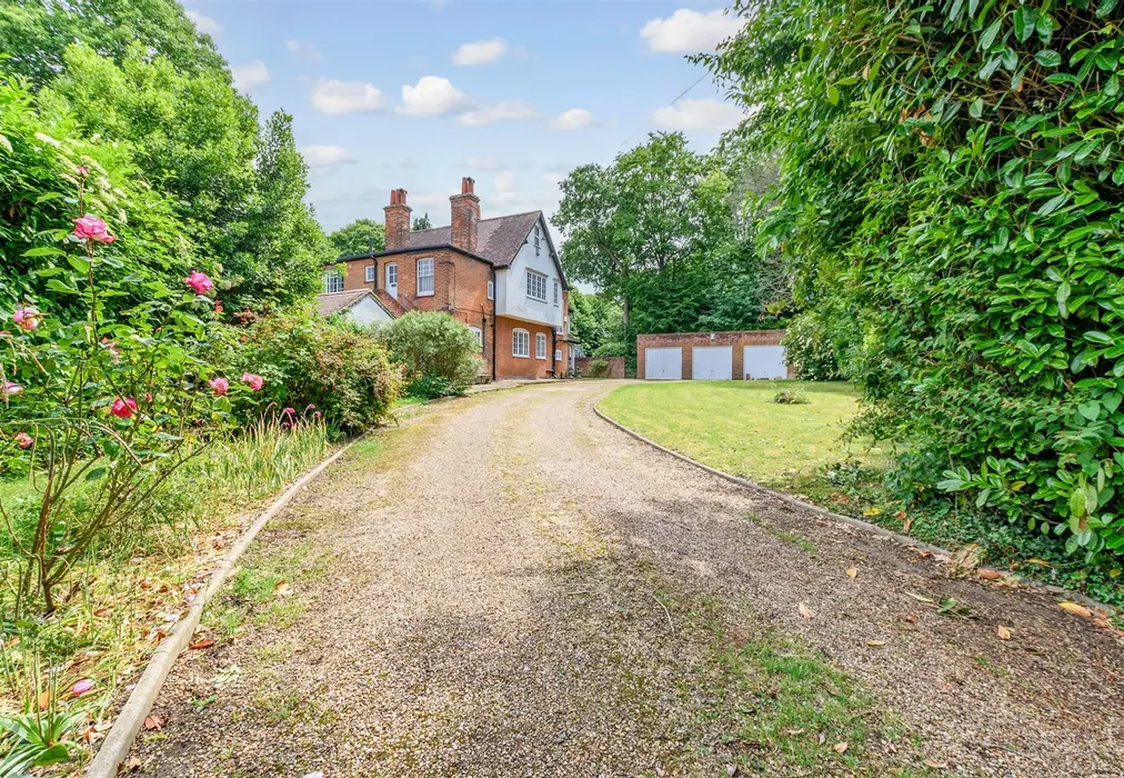 Driveway/Parking - Walderslade Road, Chatham, Kent - Wards of Kent