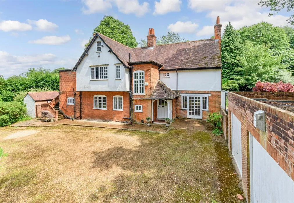 External (Web) - Walderslade Road, Chatham, Kent - Wards of Kent