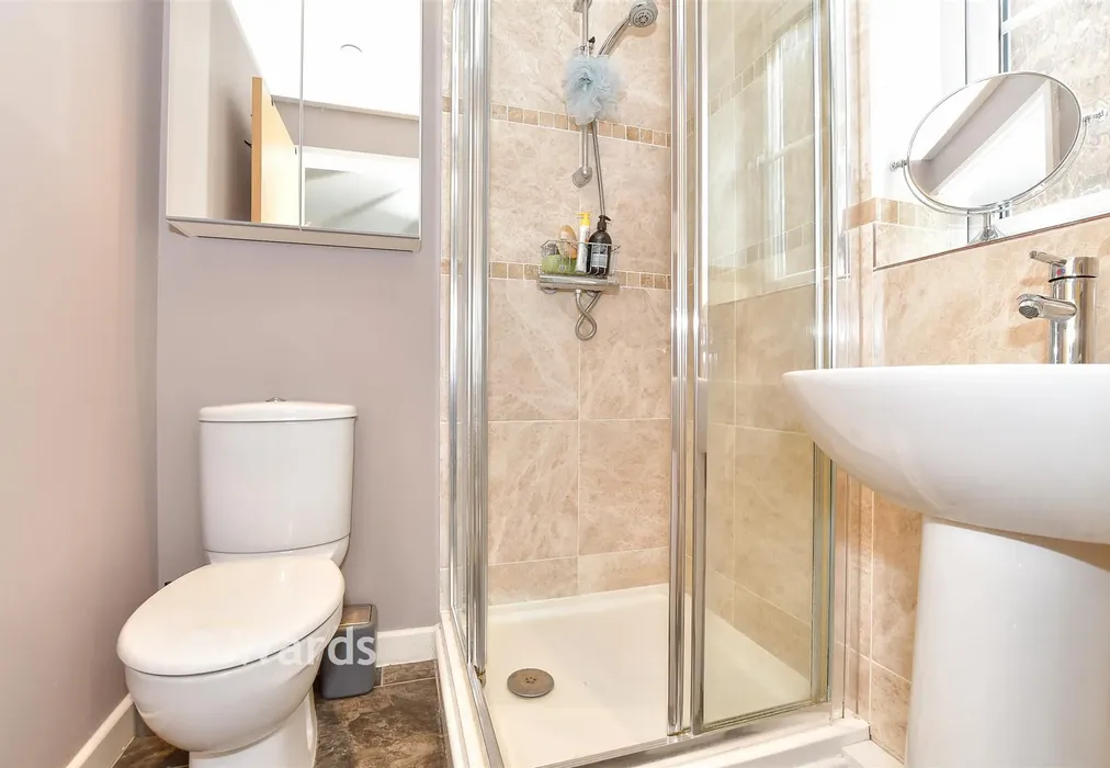 En-Suite Shower Room - Shipbourne Road, Tonbridge, Kent - Wards of Kent